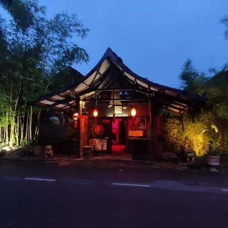 The Secret Sanctuary Boutique Cottage Kuching Exteriör bild